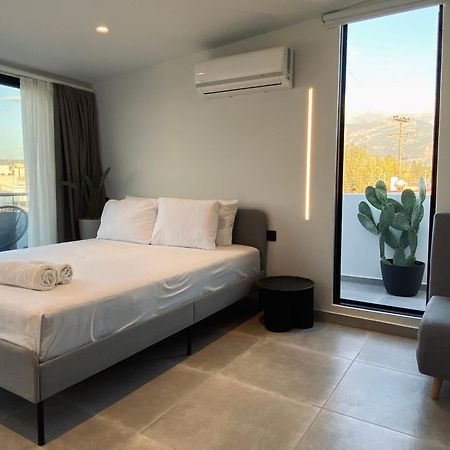 Hyperion Penthouse Apartment Патра Екстериор снимка