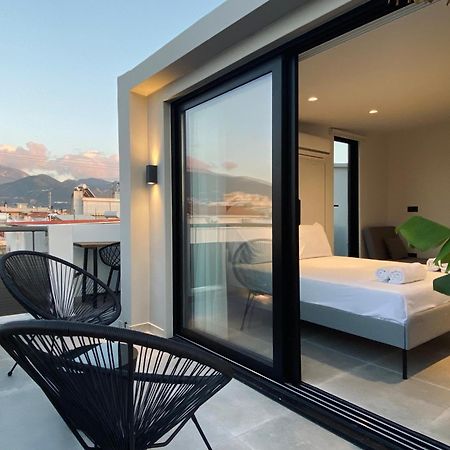 Hyperion Penthouse Apartment Патра Екстериор снимка