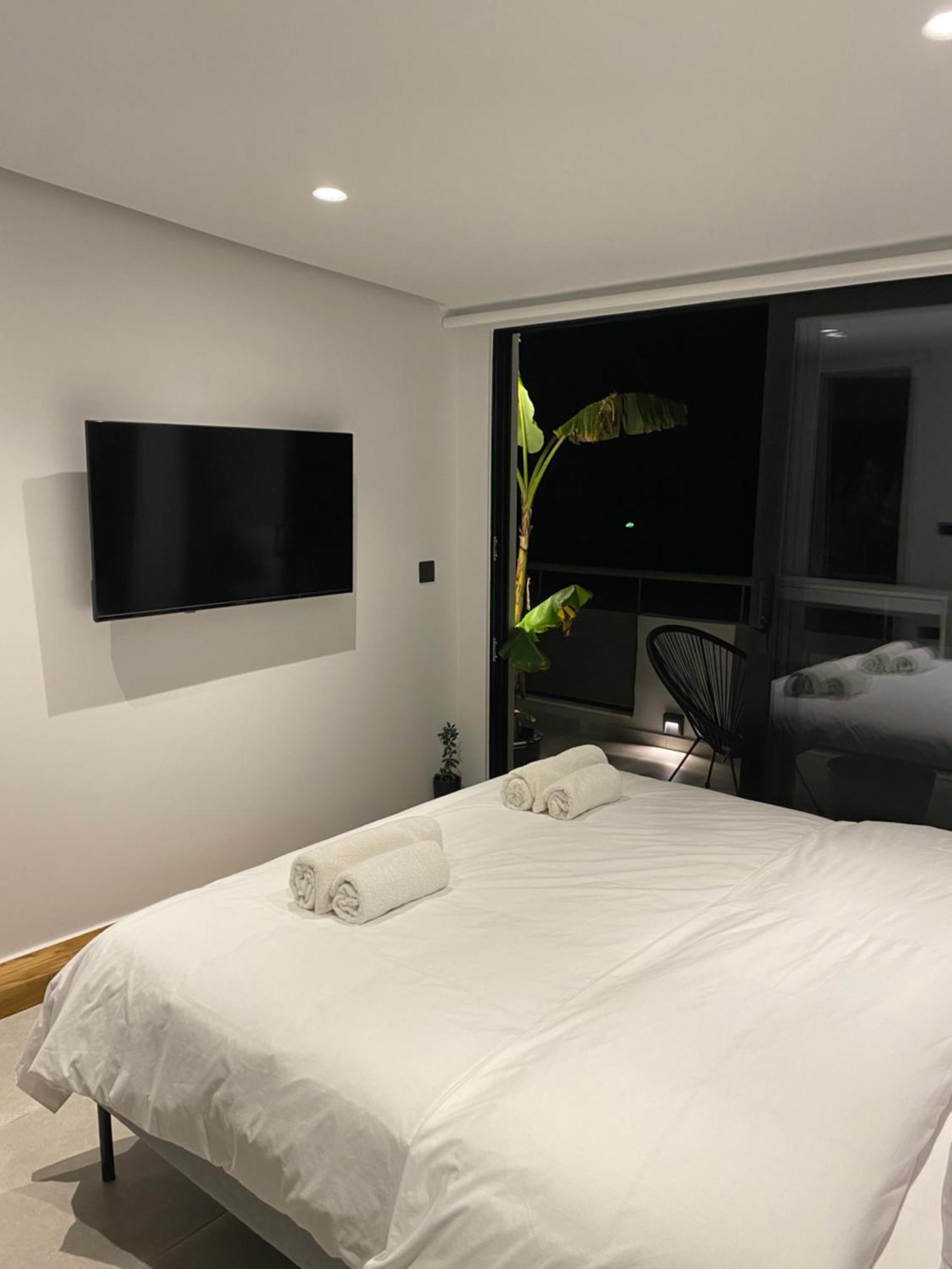 Hyperion Penthouse Apartment Патра Екстериор снимка