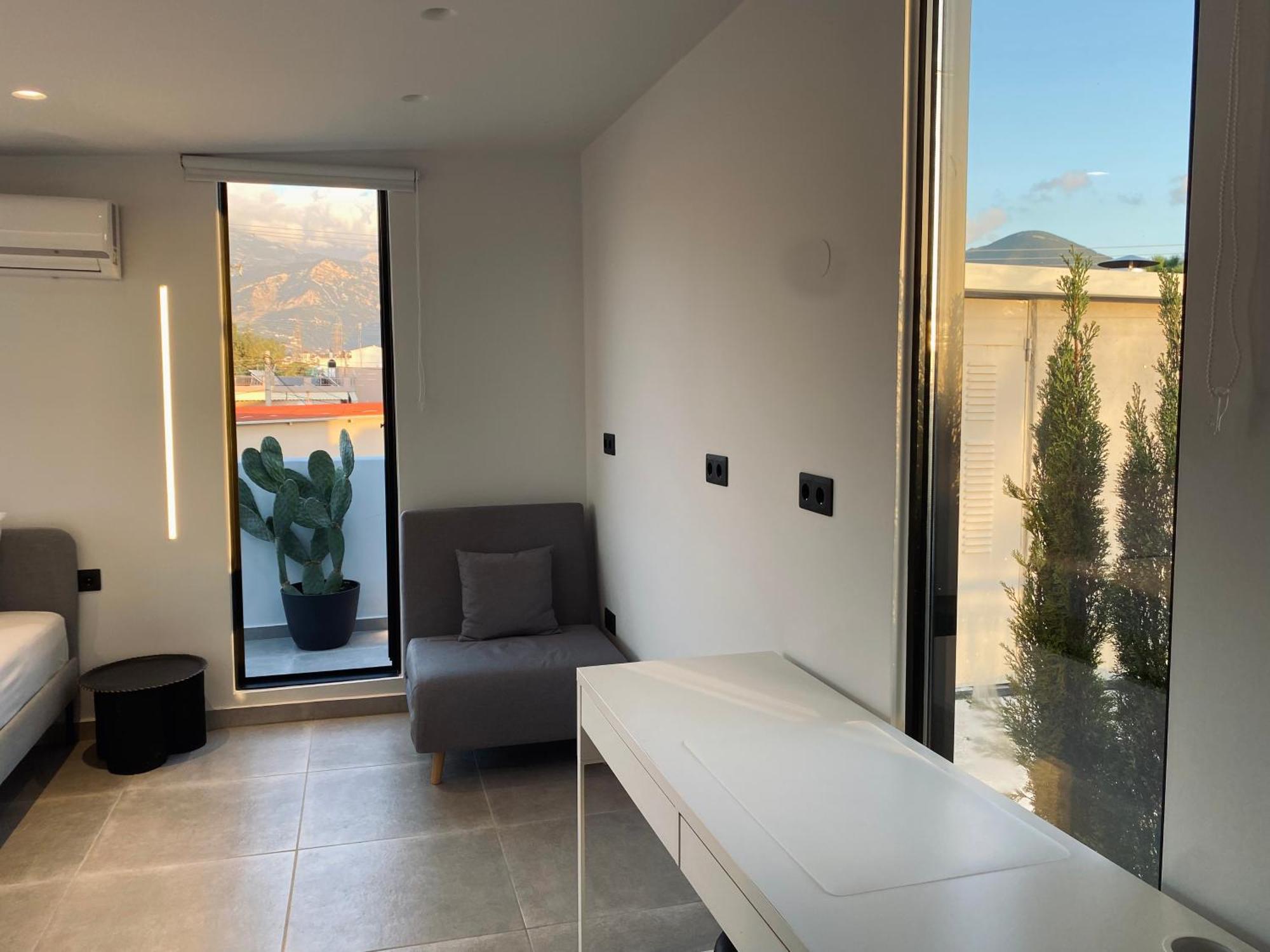 Hyperion Penthouse Apartment Патра Екстериор снимка