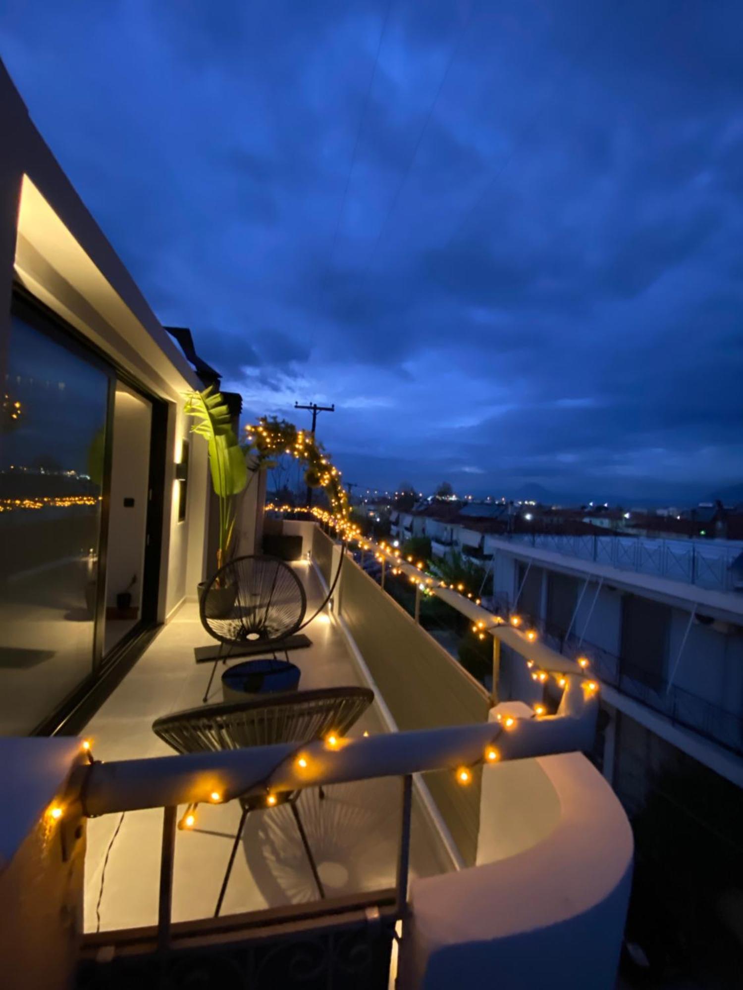 Hyperion Penthouse Apartment Патра Екстериор снимка